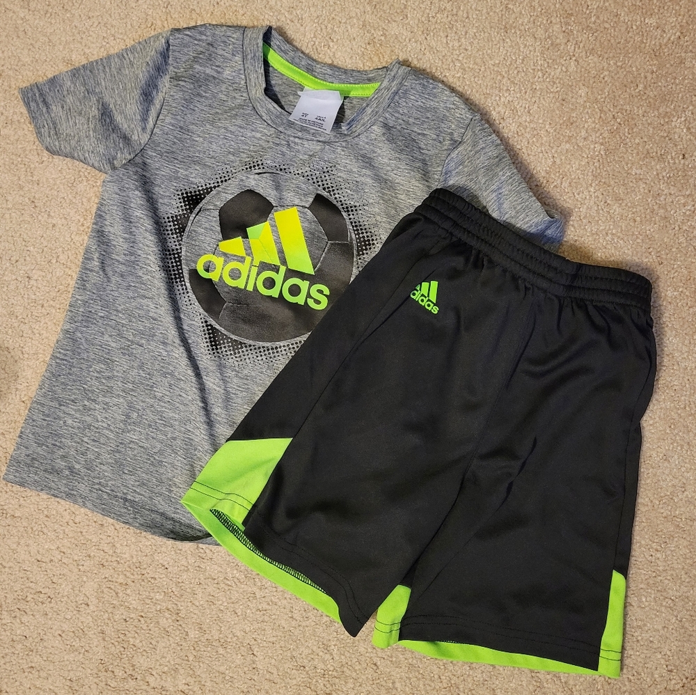 Boys Adidas 2pc set